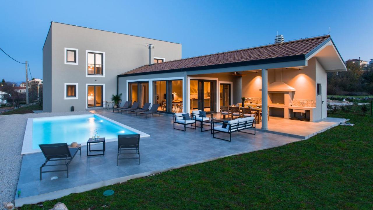 Villa & Jardin - Luxury Villa With Swimming Pool Vrh (Krk) Exterior foto