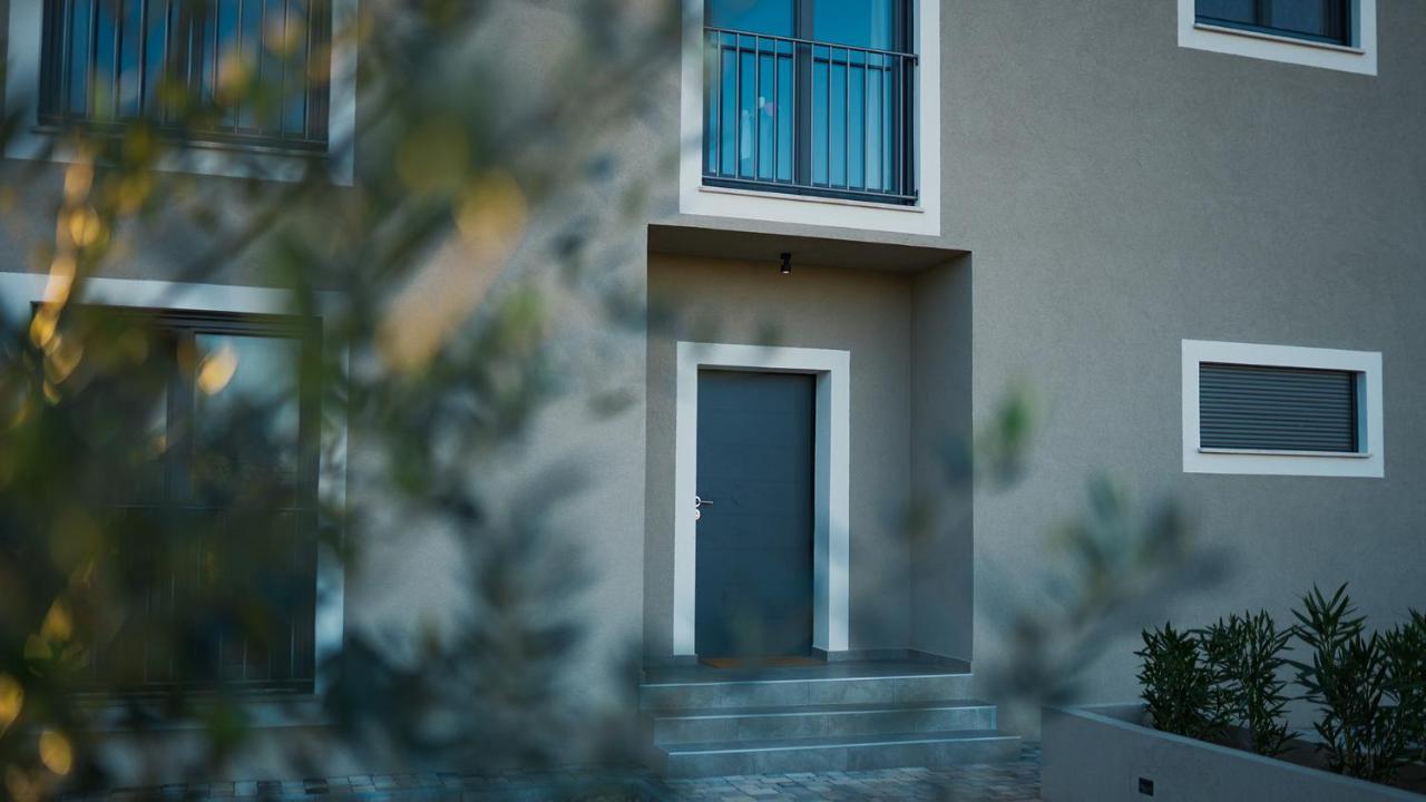 Villa & Jardin - Luxury Villa With Swimming Pool Vrh (Krk) Exterior foto