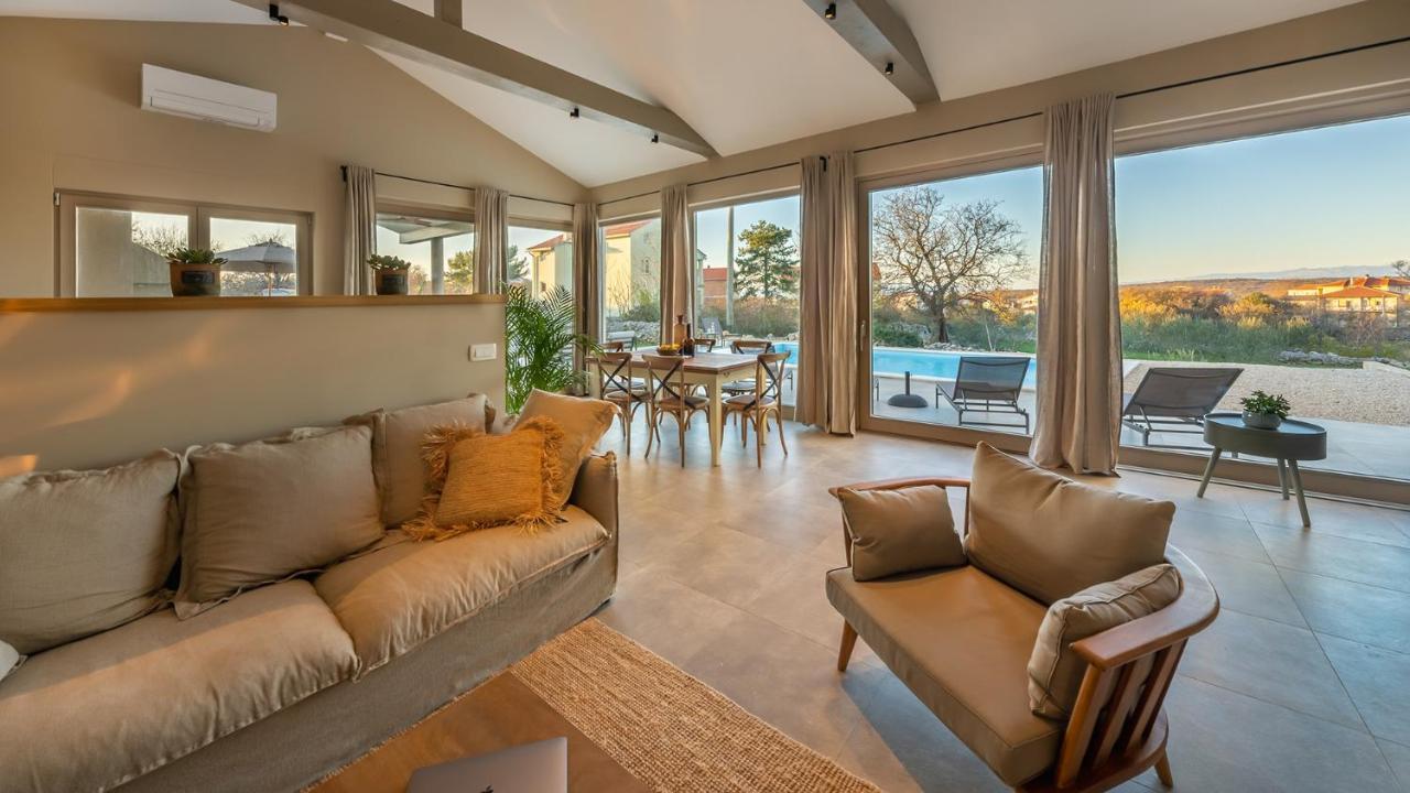 Villa & Jardin - Luxury Villa With Swimming Pool Vrh (Krk) Exterior foto